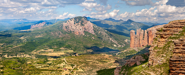Obraz premium Mallos of Riglos panorama in Huesca, Spain