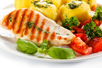 Grilled chicken breast and vegetables