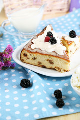 Cheese casserole with raisins