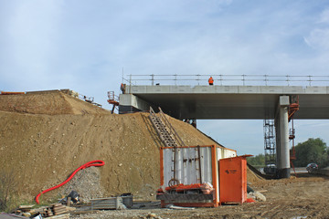 Fototapeta na wymiar Pont en construction