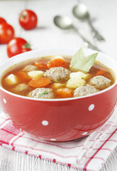 Tomato soup with meatballs