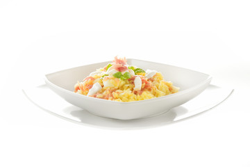 Risotto con uova mozzarella e prosciutto