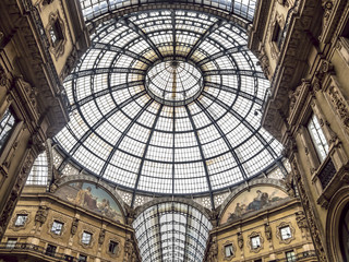 Obraz premium Shopping art gallery in Milan. Vittorio Emanuele II, Italy
