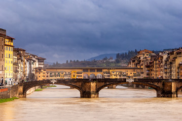 Fototapeta premium Florence, panorama with Old Bridge