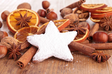gingerbread with cinnamon and orange dried