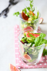 salad with figs and cheese