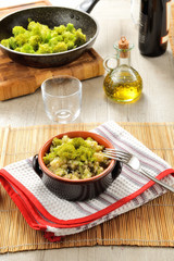 Minestra di broccoli e farro