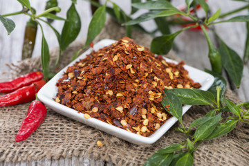 Kibbled Chilli Fruits