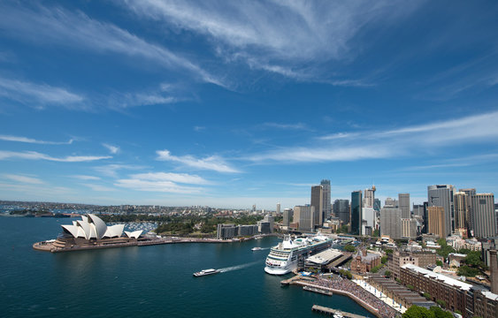 Opera house is the landmark of Sydney