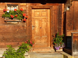Fototapeta na wymiar Eingang zum Bauernhaus