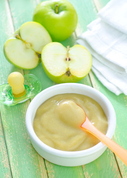 baby food in bowl