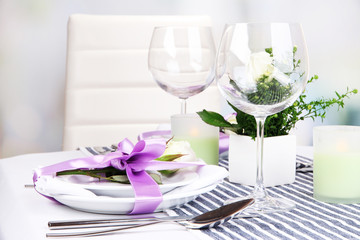 Table arrangement in restaurant