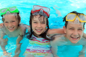 Children in swimming pool