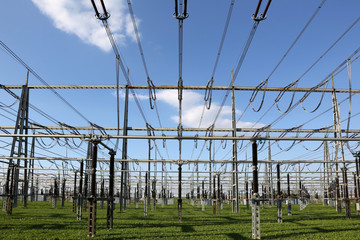 Umspannwerk für Strom mit Widerständen