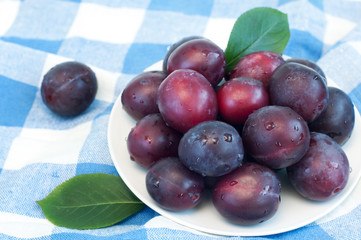organic plums