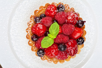 Cake with fresh berries
