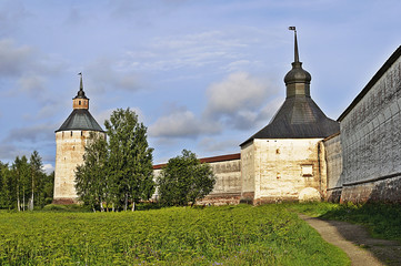 Walls and towers of Kirillo-Belozersky monastery, Russia © Vic