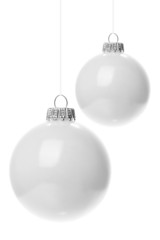 Weiße Weihnachtskugeln