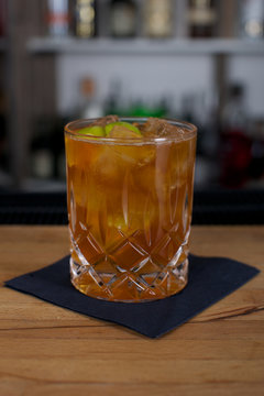 Picture of a fresh cocktail on a bar desk
