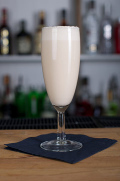 Picture of a fresh cocktail on a bar desk