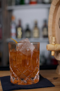 Picture of a fresh cocktail on a bar desk