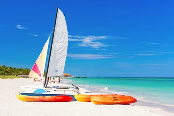 Tissu par mètre Caraïbes Location de bateaux à la plage de Varadero à Cuba