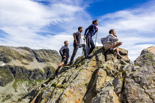 Amici in cima alla montagna