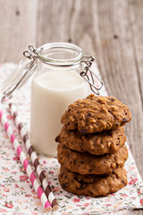 Oat cookies with milk