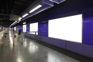 Obraz premium Blank Billboard in metro subway station