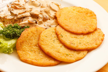 potato pancakes with meat