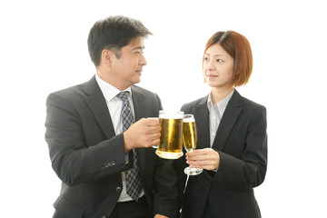 笑顔のビジネスマンとOL