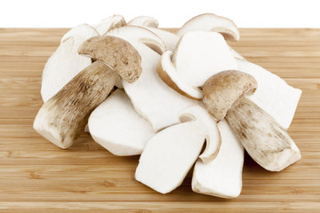 Geschnittene Steinpilze