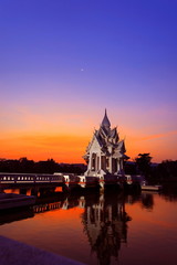 Fototapeta premium Buddha image hall