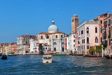 Naklejka premium Wenecja, widok na Canal Grande, Włochy. Słoneczny dzień