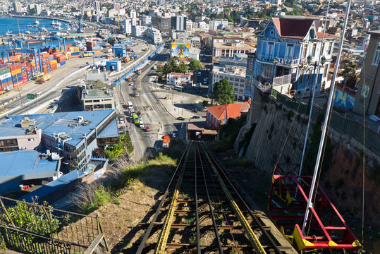 Valparaiso-Chile-View from the funicular railway to the port