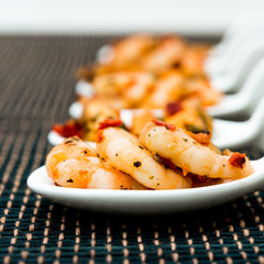 Shrimp with white wine sauce