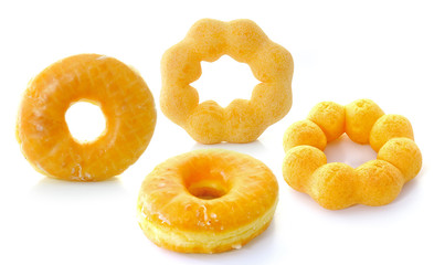 Fototapeta na wymiar donuts isolated on white background