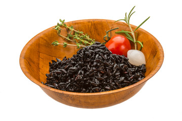 Black boiled rice