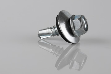 Roofing screws