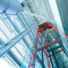 Transparent elevator © gui yong nian