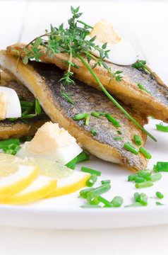 Fried Dorada Fillet with egg, chives and thyme