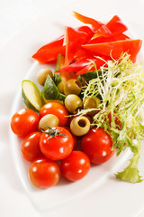 fresh vegetables on the plate