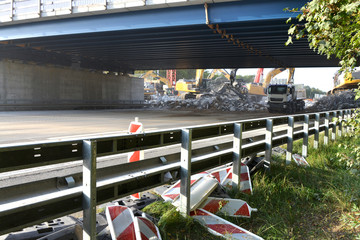 Brückenarbeiten mit Vollsperrung