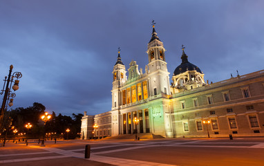 Fototapeta na wymiar Almudena cathedral in evening. Madrid, Spain