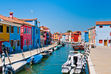 Fototapeta na wymiar Canal à Burano - Venise