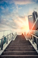 Photo sur Plexiglas Escaliers escaliers extérieurs urbains au coucher du soleil