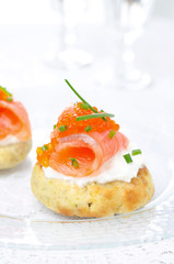 appetizer - potato bun with salted salmon, red caviar and chives