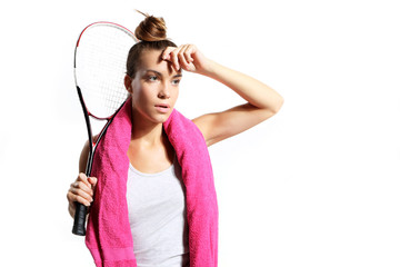 zmęczona dziewczyna po meczu squasha - obrazy, fototapety, plakaty