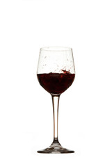Bicchiere con vino bianco sfondo bianco, prosit, cincin
