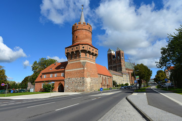 Fototapeta na wymiar Prenzlau, Mitteltorturm, Stadtmauer, Marienkirche, Prenzlau